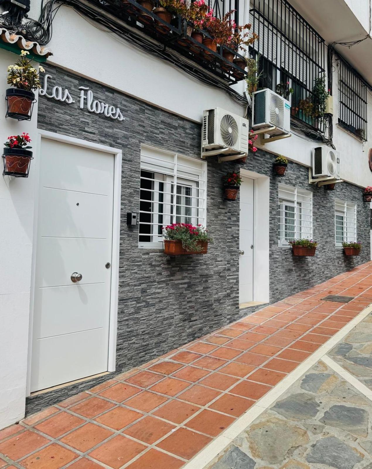 Flores 4 Marbellac